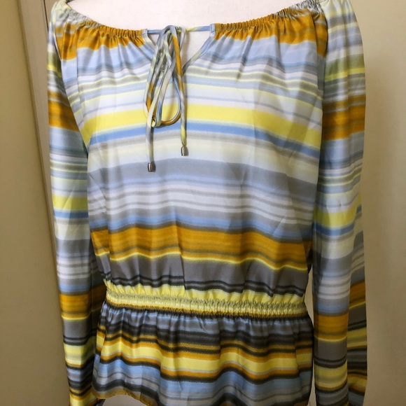 SOLD! Beautiful Soft Multicolor Calvin Klein Top - Picture 2 of 6